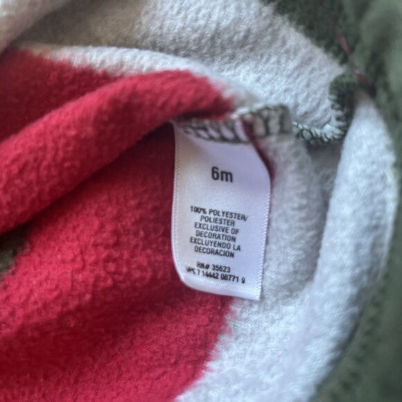 3 For $20 • Dad’s team Captain Fleece One Piece, 6M - Picture 5 of 7